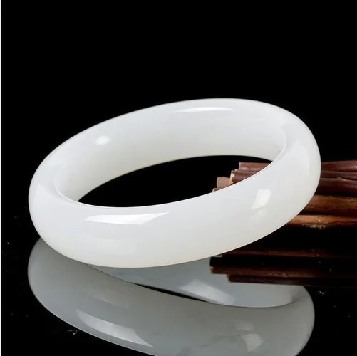Women Accessories For Hand - Chính Hãng Tự Nhiên Màu Trắng