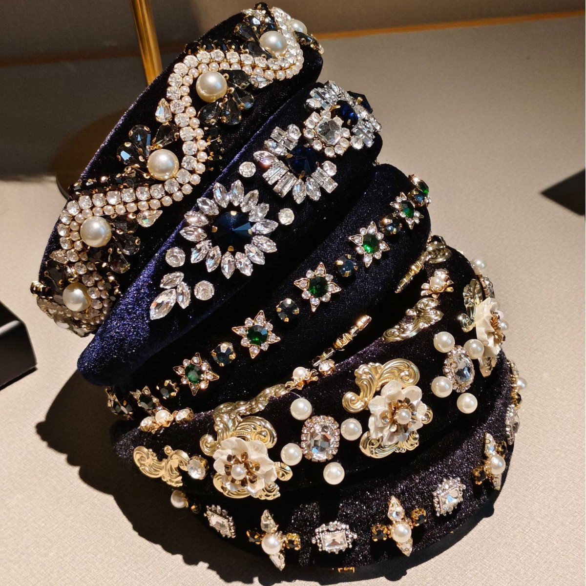 Autumn and Winter Hot Sale Ret - đánh giá và giá Women Accessories Sale
