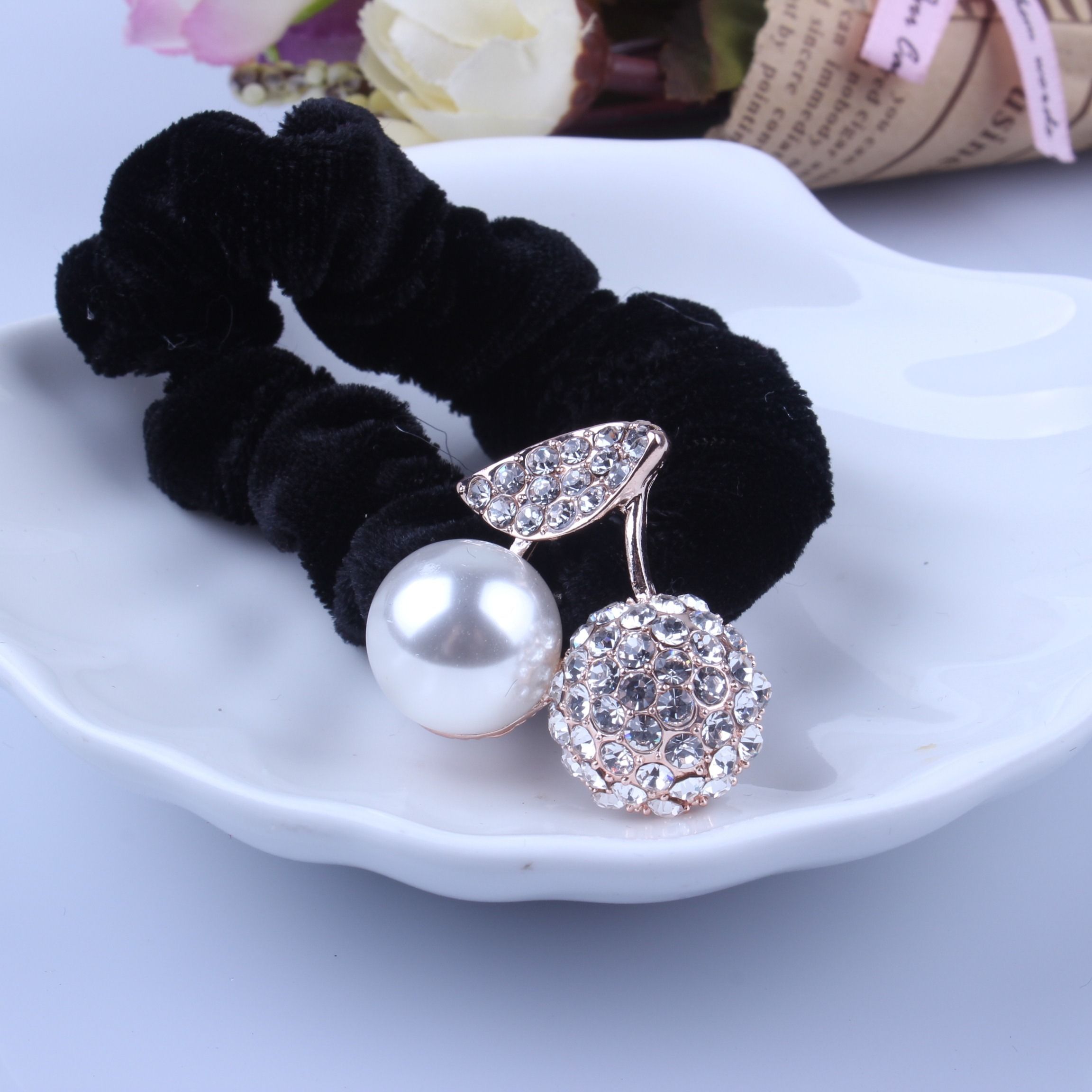 1 PC Black Velvet Scrunchies P - đánh giá và giá Hair Tie Velvet